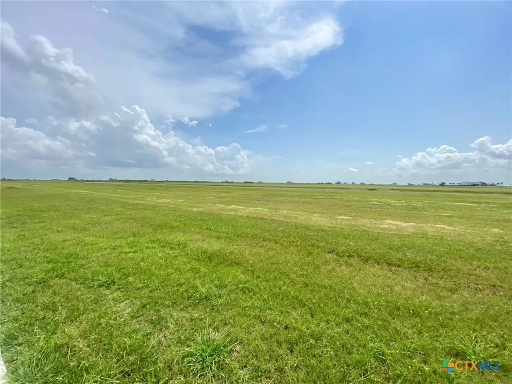 2936 Hammock Court Palacios, TX 77465