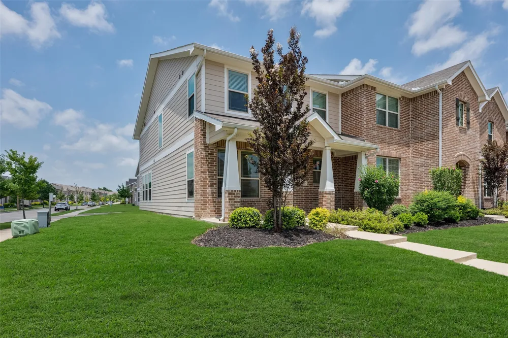 2420 Canongate Drive Denton, TX 76207