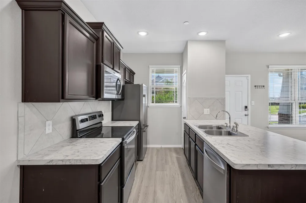 2420 Canongate Drive Denton, TX 76207