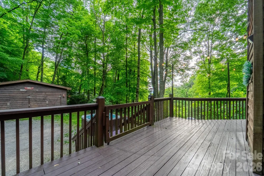 903 Plott Balsam Road Maggie Valley, NC 28751