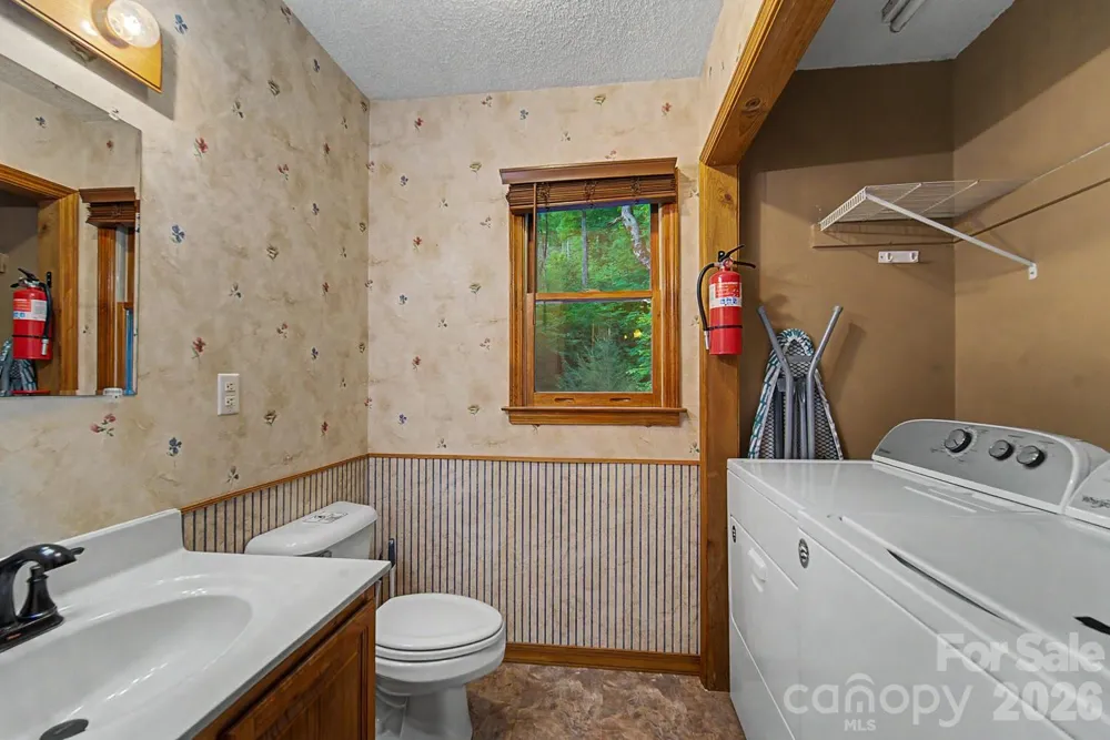 903 Plott Balsam Road Maggie Valley, NC 28751