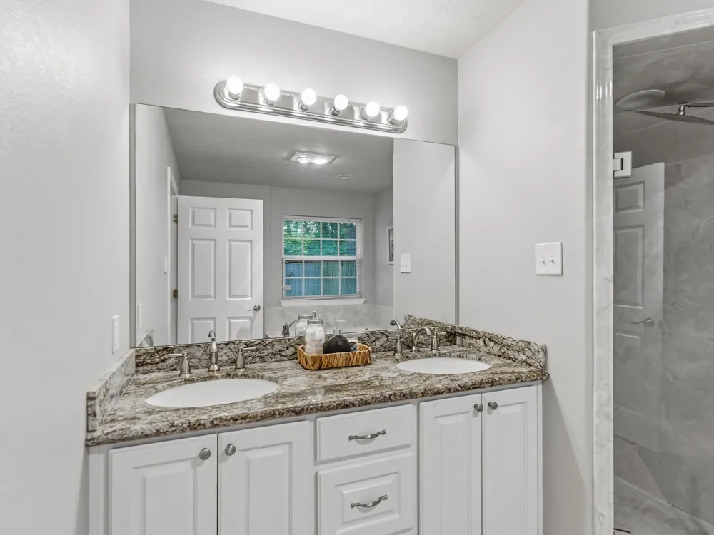 8235 Keith Road Lumberton, TX 77657