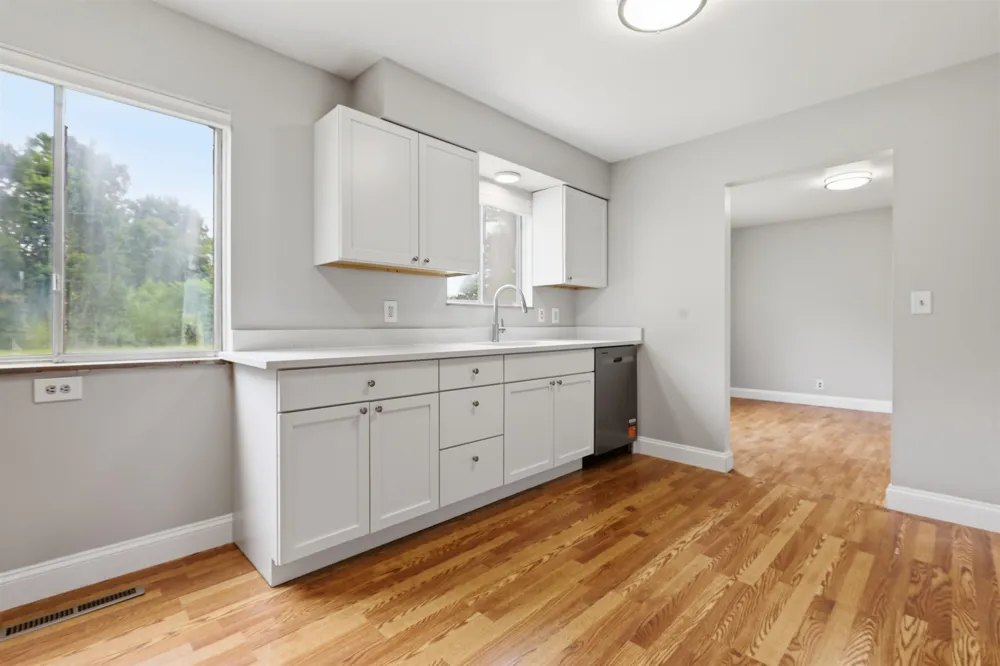 929 Springview Drive Flushing Charter Township, MI 48433