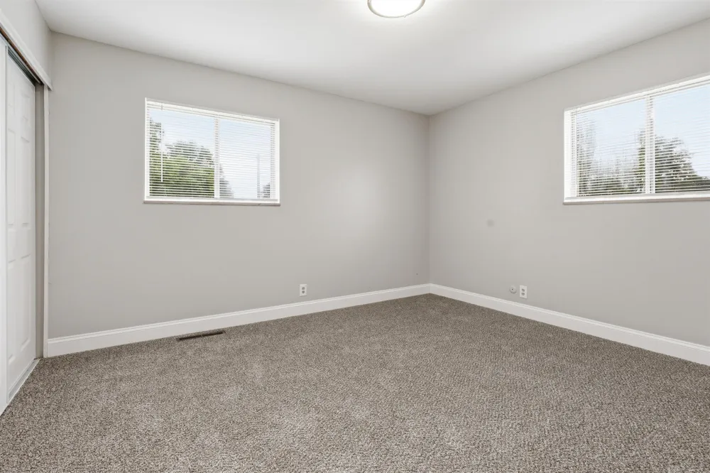 929 Springview Drive Flushing Charter Township, MI 48433