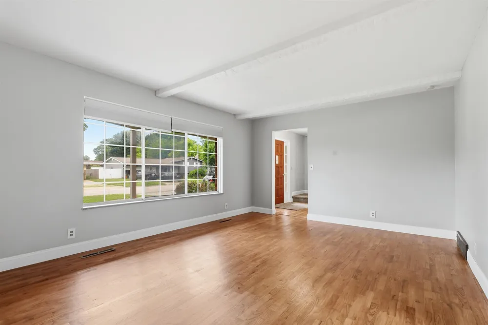 929 Springview Drive Flushing Charter Township, MI 48433