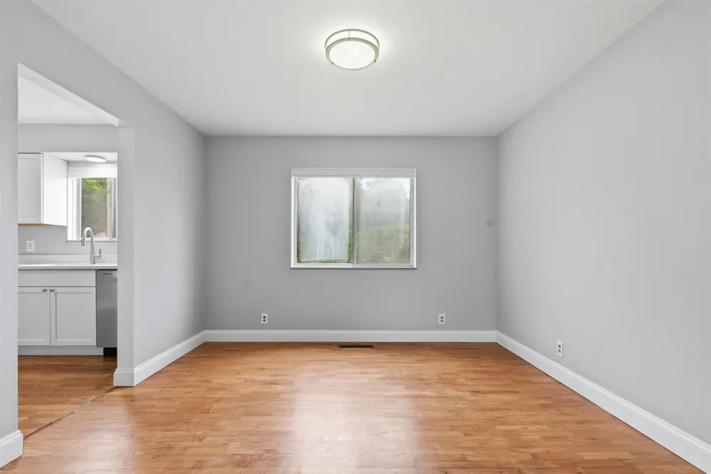 929 Springview Drive Flushing Charter Township, MI 48433