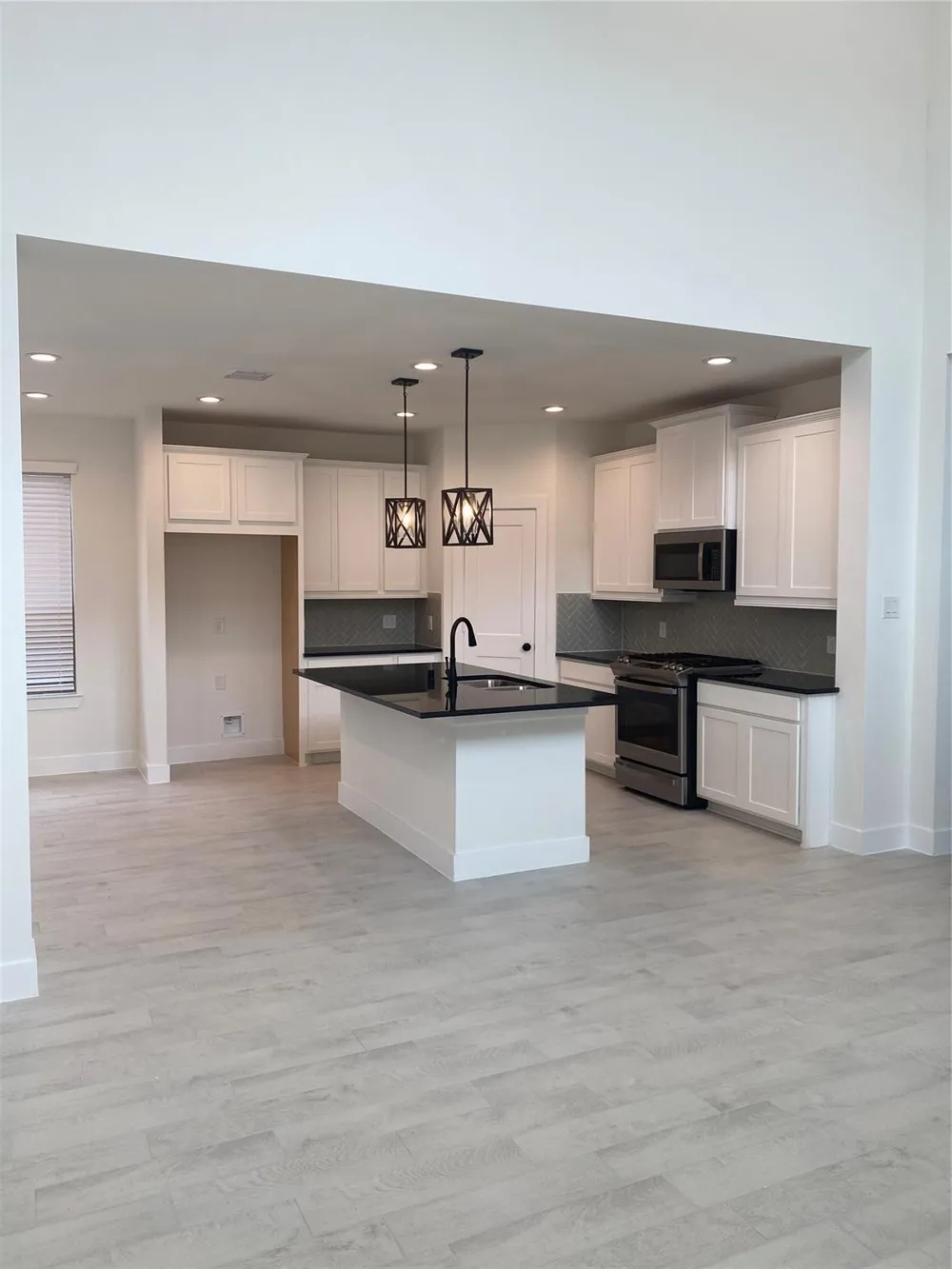 31323 Balsam Hawk Lane Hockley, TX 77447