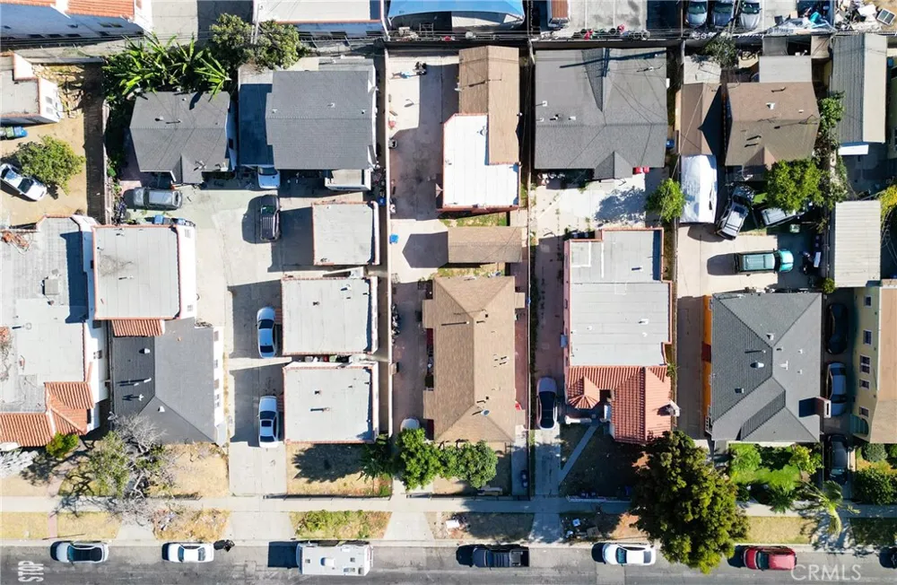 1214 W 85th Street Los Angeles, CA 90044