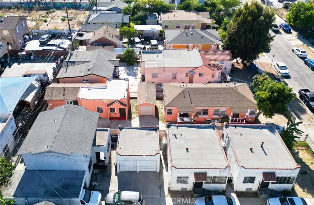 1214 W 85th Street Los Angeles, CA 90044