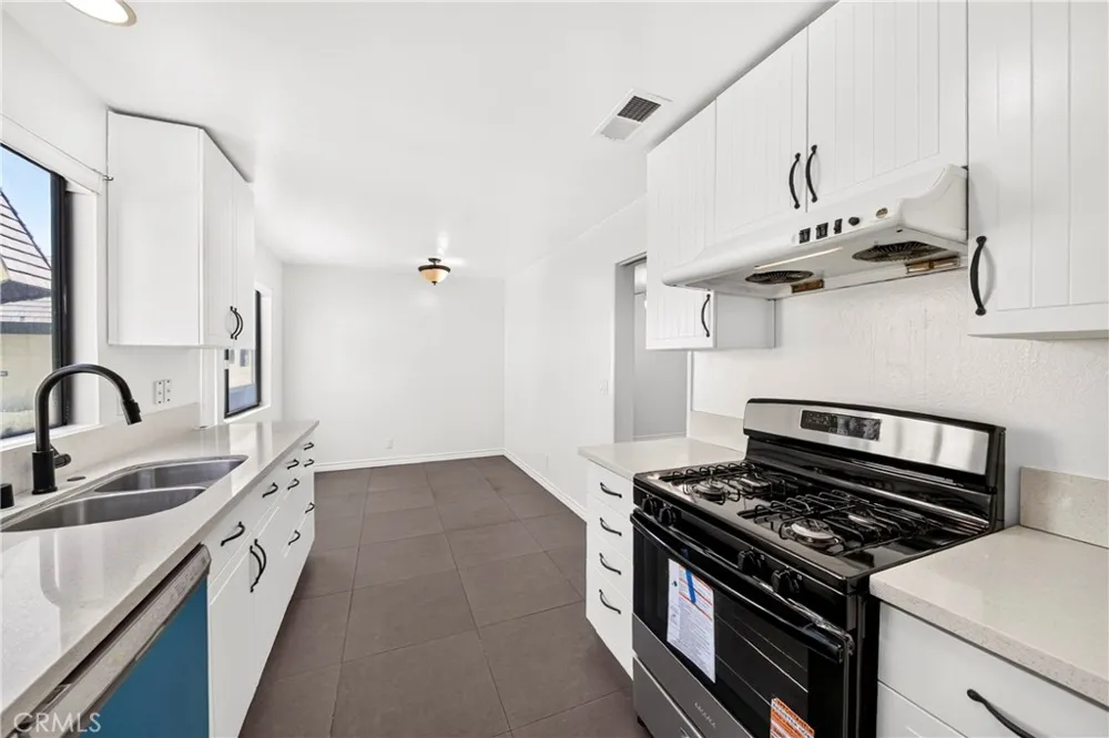 3467 171st Torrance, CA 90504