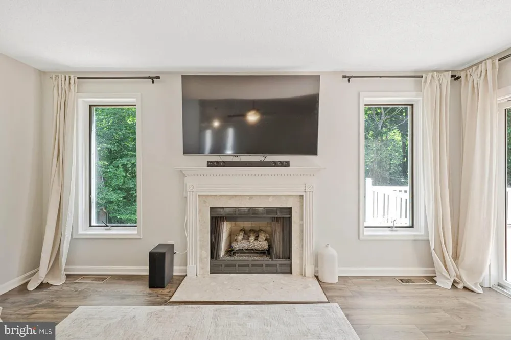 1010 WALES DRIVE La Plata, MD 20646