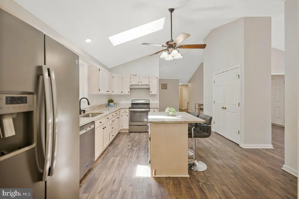 1010 WALES DRIVE La Plata, MD 20646