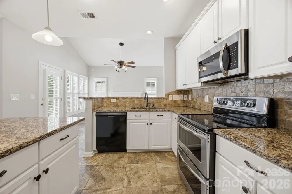 1804 Robinwood Village Drive Gastonia, NC 28054