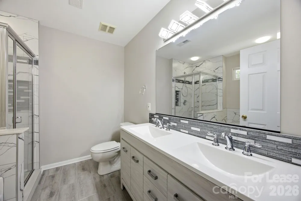 1804 Robinwood Village Drive Gastonia, NC 28054