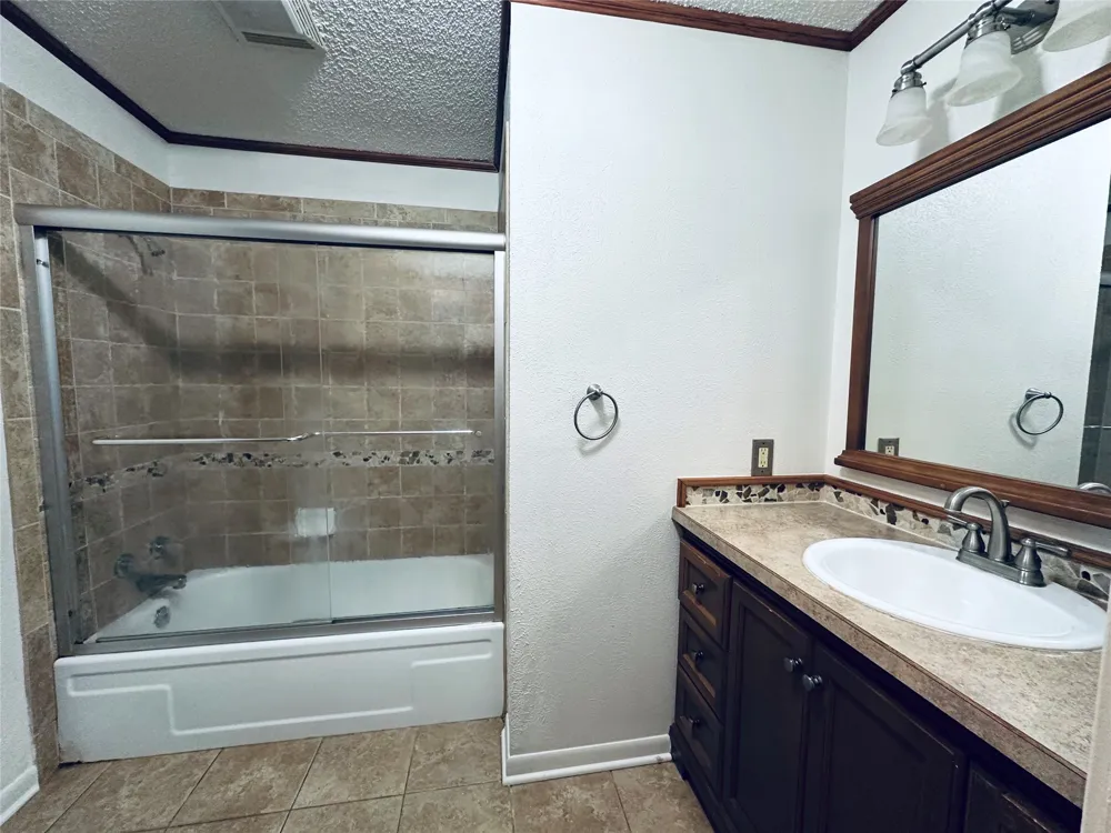 303 Victor Street Comanche, TX 76442