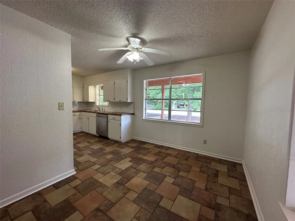 303 Victor Street Comanche, TX 76442