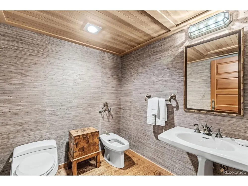 204 Clover Lane Dillon, CO 80435