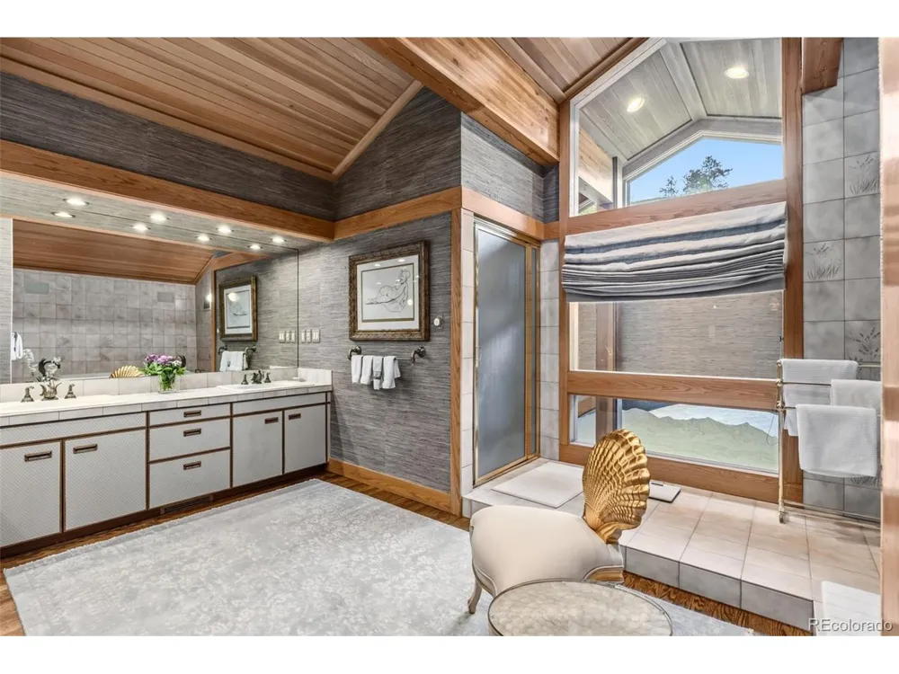 204 Clover Lane Dillon, CO 80435