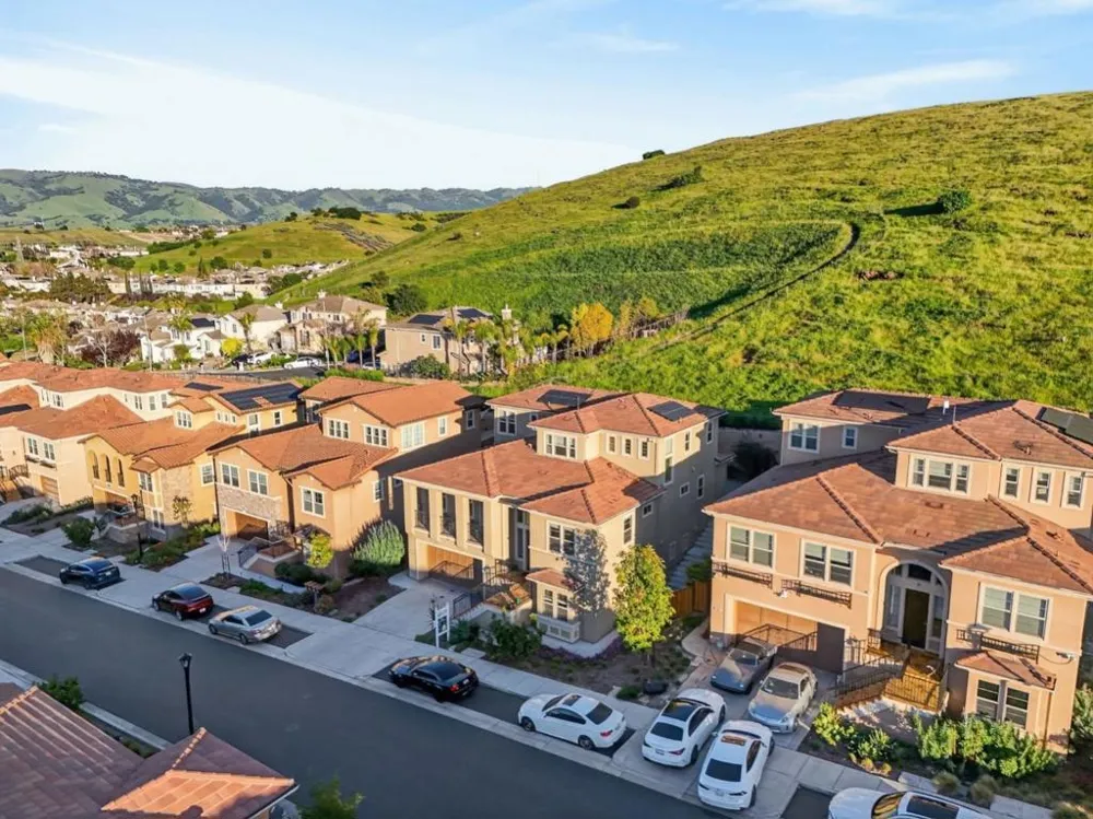 1414 Cottlestone Court San Jose, CA 95121