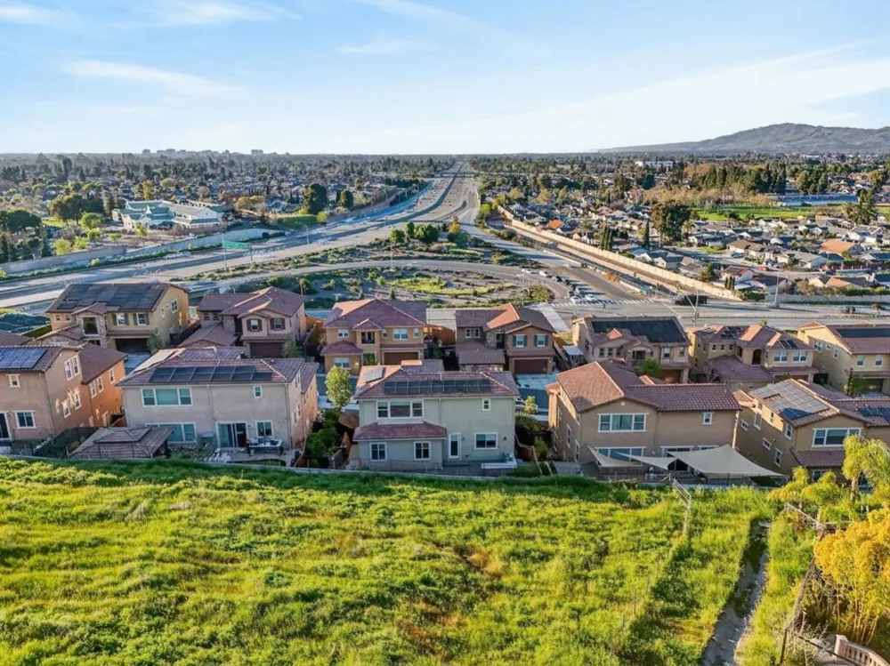 1414 Cottlestone Court San Jose, CA 95121