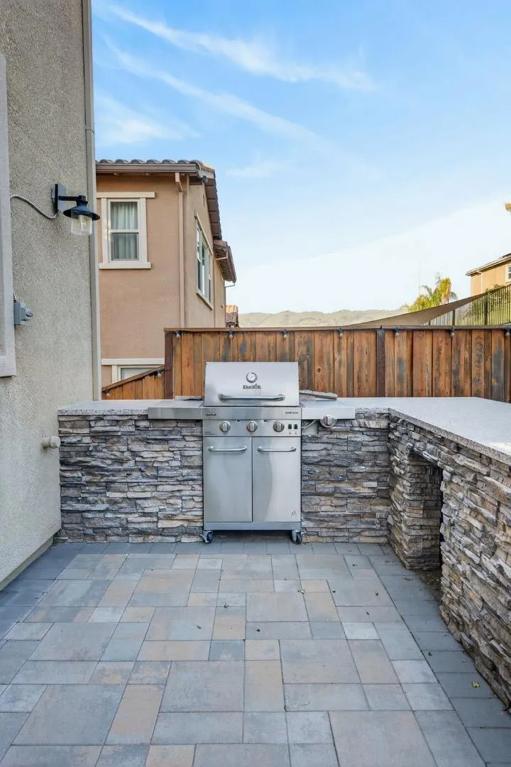 1414 Cottlestone Court San Jose, CA 95121