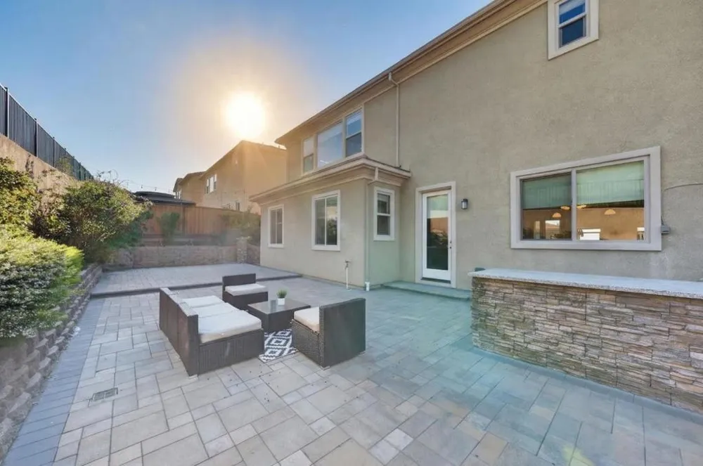 1414 Cottlestone Court San Jose, CA 95121