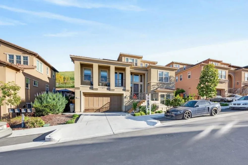 1414 Cottlestone Court San Jose, CA 95121