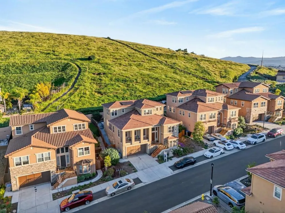 1414 Cottlestone Court San Jose, CA 95121