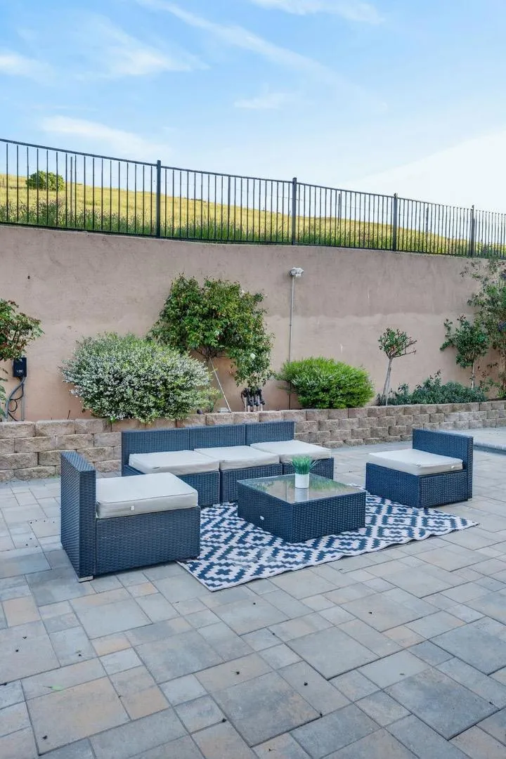 1414 Cottlestone Court San Jose, CA 95121