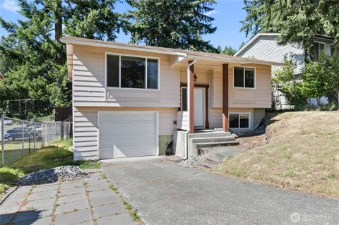 2015 E 57th Street