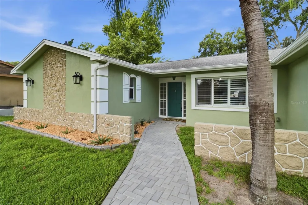 644 PEACHWOOD DRIVE Altamonte Springs, FL 32714