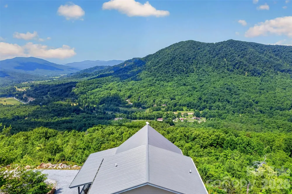 25 Forest Drive Marion, NC 28752