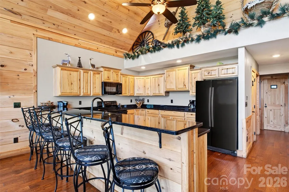 25 Forest Drive Marion, NC 28752