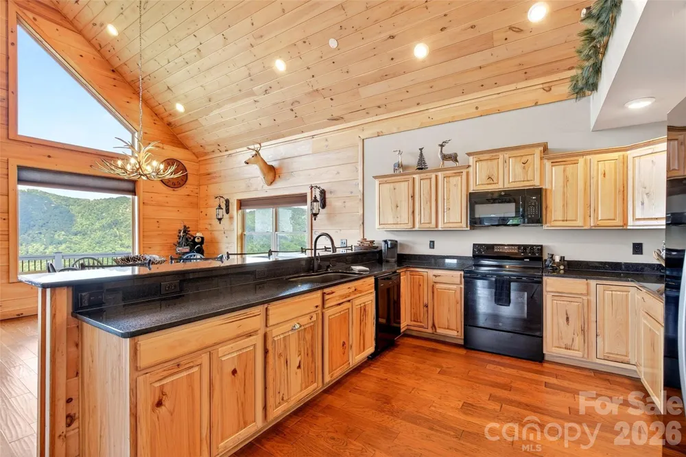 25 Forest Drive Marion, NC 28752