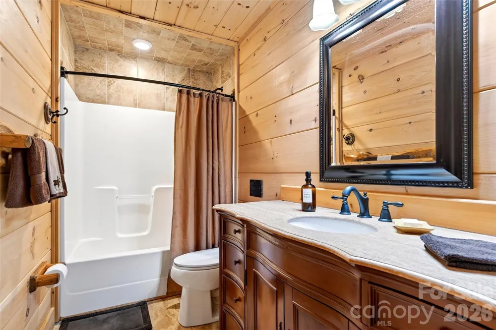 25 Forest Drive Marion, NC 28752