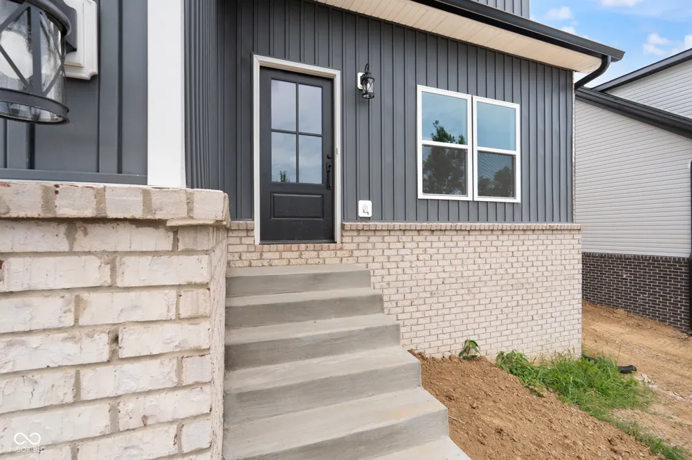 6021 Redberry Juniper Drive Charlestown, IN 47111