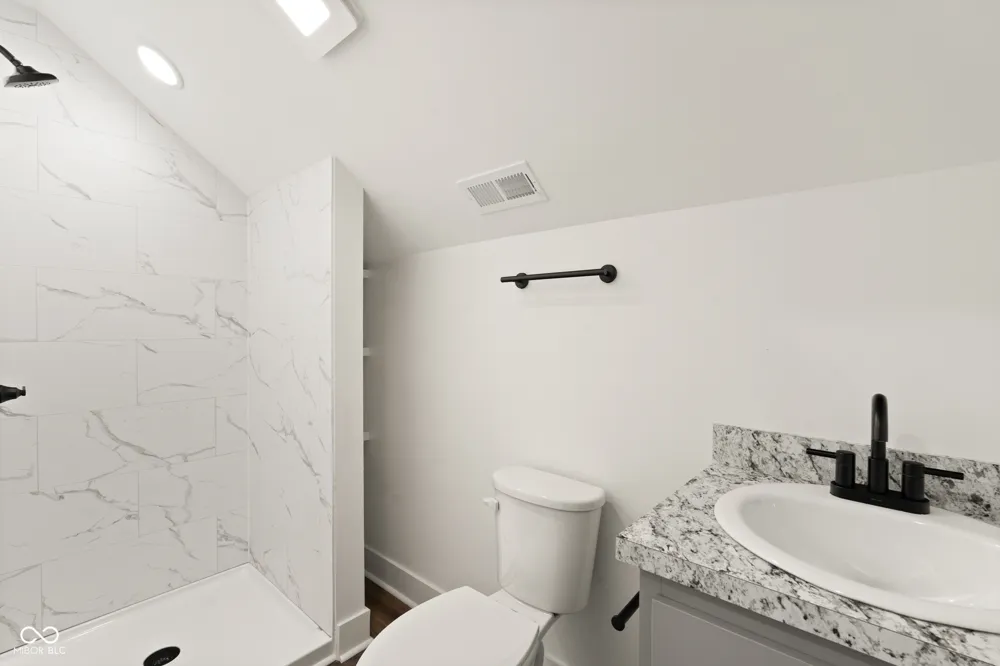 6021 Redberry Juniper Drive Charlestown, IN 47111