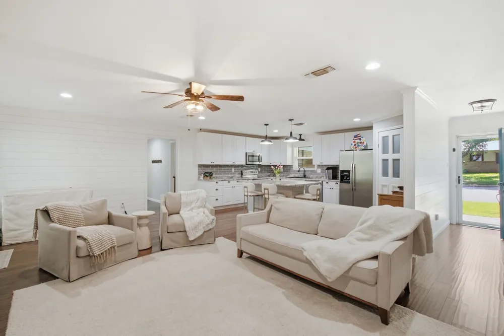 616 S Bowie Street De Leon, TX 76444