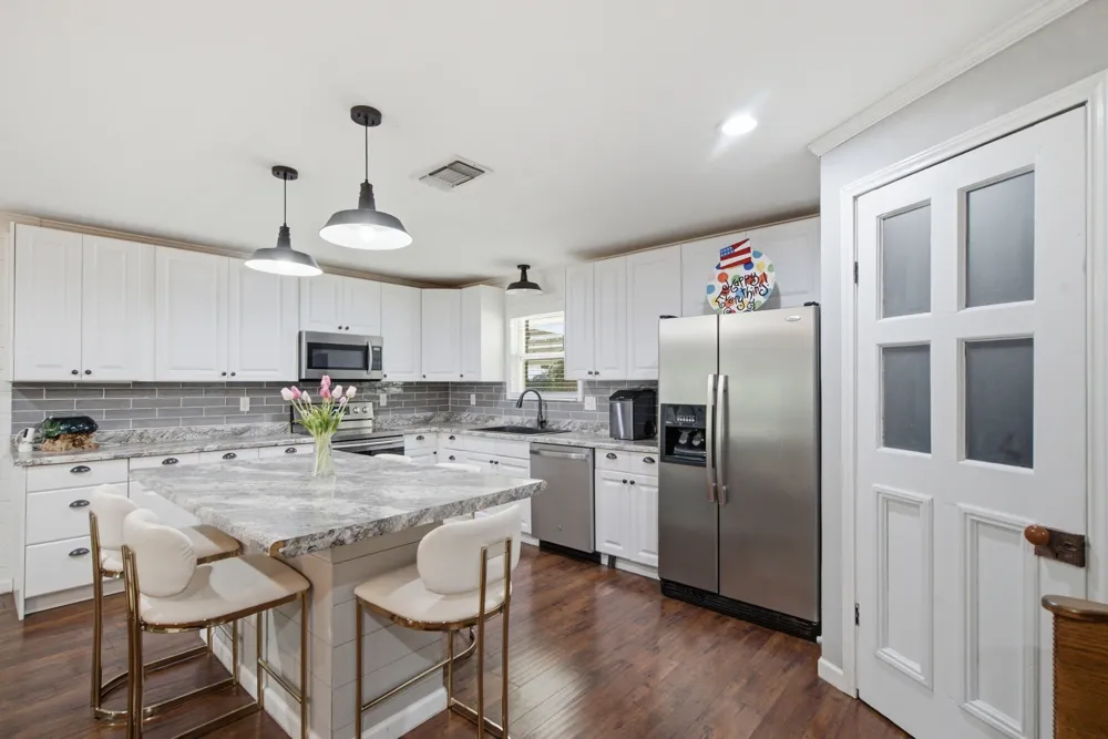 616 S Bowie Street De Leon, TX 76444