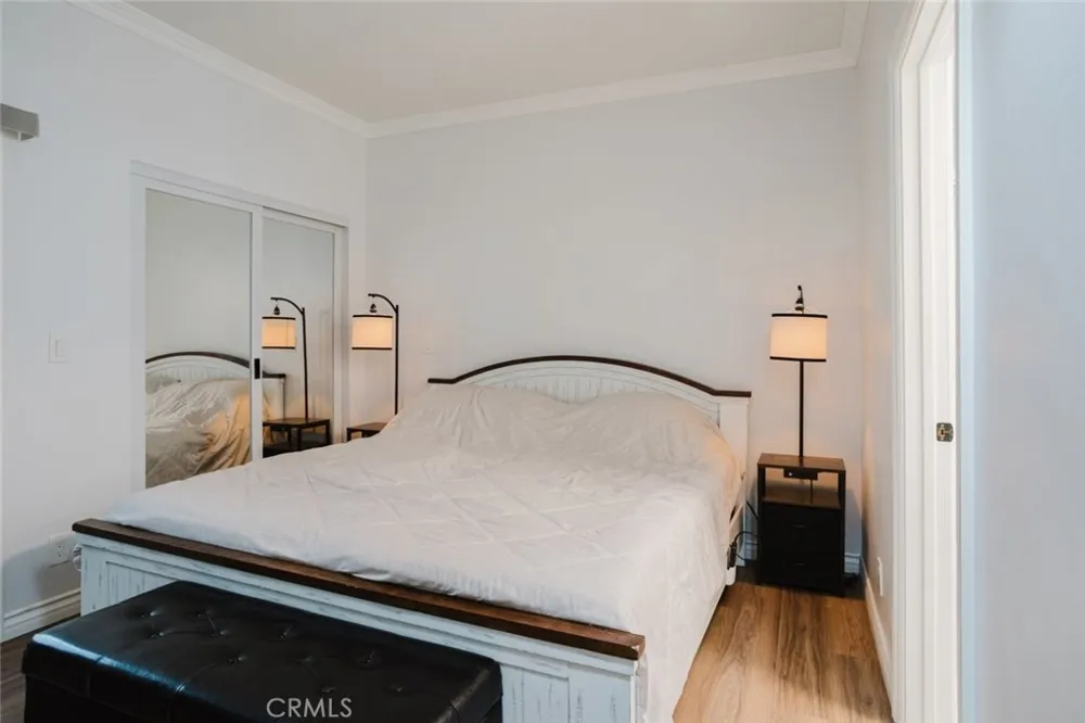 10943 Laurel Canyon #14 San Fernando, CA 91340