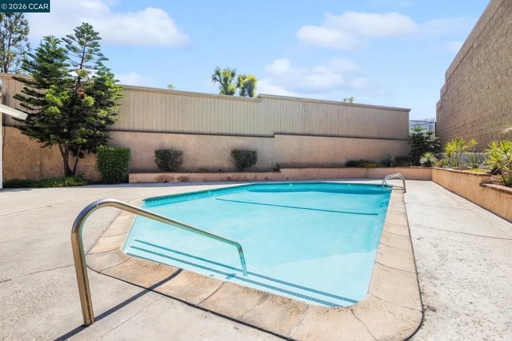 1991 Central Ave #15 Highland, CA 92346