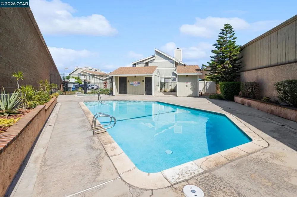 1991 Central Ave #15 Highland, CA 92346