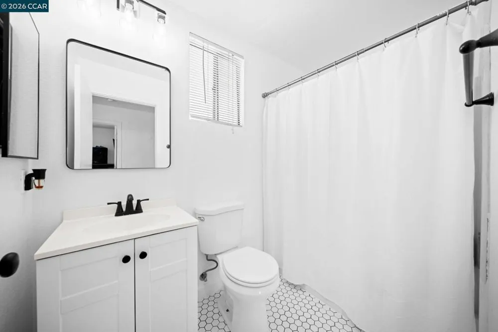 1991 Central Ave #15 Highland, CA 92346