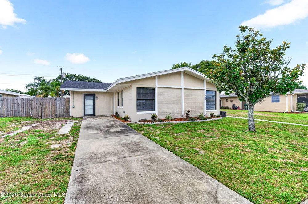 996 Botany Lane Rockledge, FL 32955