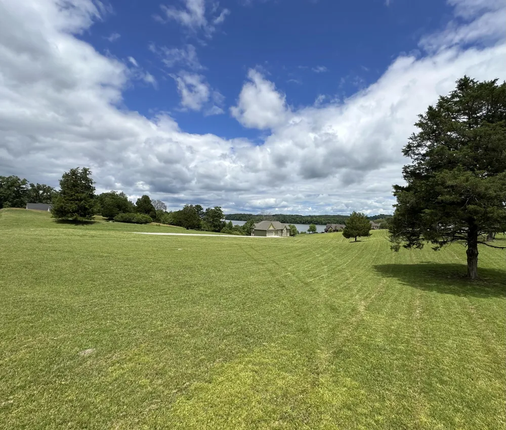 2186 Boat Hook Lane Sale Creek, TN 37373