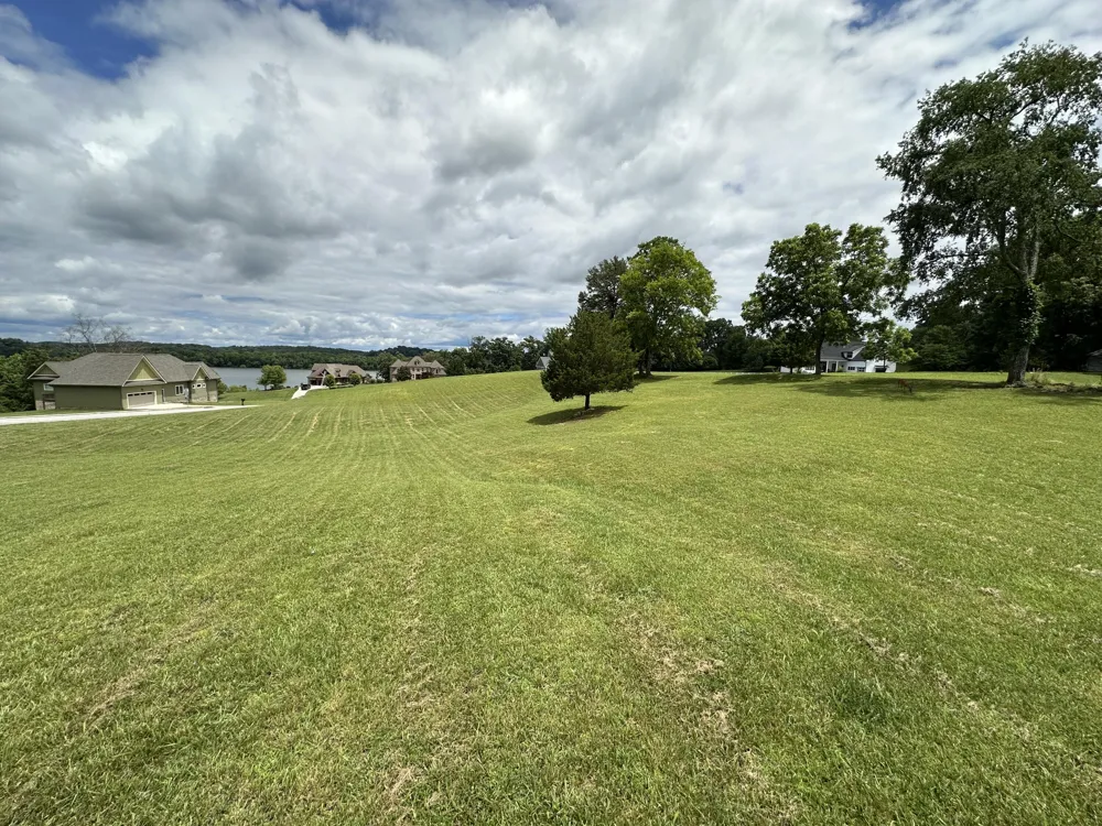 2186 Boat Hook Lane Sale Creek, TN 37373