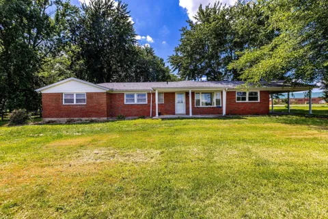 1593 Stephens Road