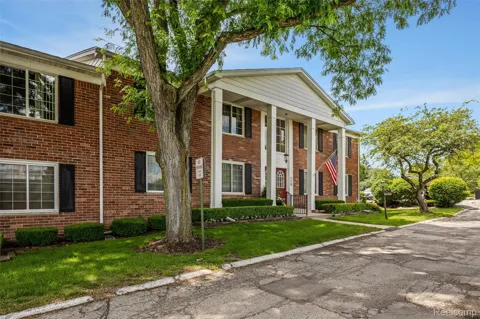 2426 Mulberry Square #55