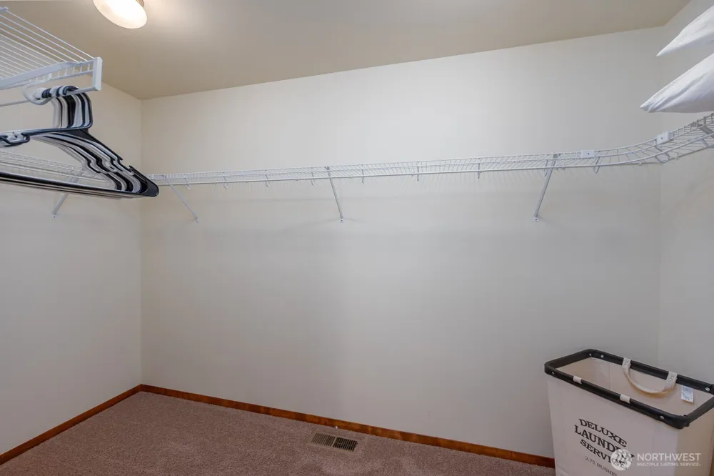 32611 Lakeshore Drive NE Coulee City, WA 99115