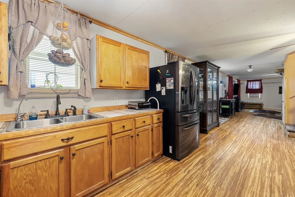 3210 County Rd 226 Giddings, TX 78942